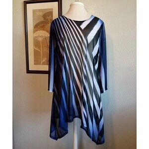 Chico's Travelers Size 2/ L Rhapsody Mesh Top Tunic Blue Black White Shark Bite.